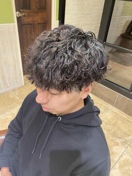 ネオリーブソラ 相模大野店(Neolive sola) メンズ波巻きパーマ