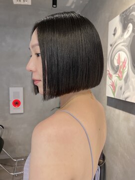 ブルックス ハイライト 大人ボブ  レイヤーボブ アッシュベージュ ショート