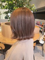 リア(Li’a)&nbsp;ミディアム×ベージュ