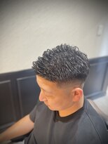 プラウド(PROUD)&nbsp;濡れパン×サイドパート×スキンフェード田町シェービング