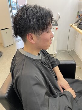 ザワン(The one) 縦落ちツイストパーマ