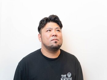 バトン(BATON)の写真/顔の印象を左右する眉・ひげのお手入れはプロにお任せ☆清潔感ある好印象スタイルでオトコ度UP◎