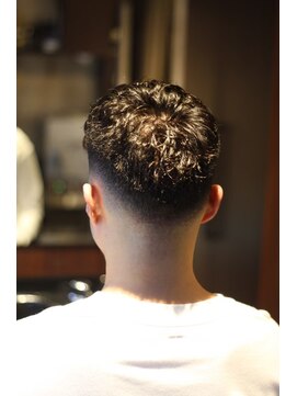 キングスマントーキョー 立川店(KINGSMAN TOKYO) スペインカール