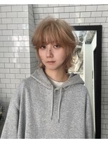 レガーレ(Legare) 顔周りレイヤー×ボブ×ハイトーンベージュ