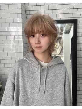 レガーレ(Legare) 顔周りレイヤー×ボブ×ハイトーンベージュ