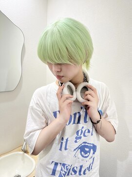 モニカ 栄店(MONIQA) mint color