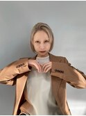 ハイトーン×切りっぱなしボブ