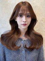 アフロート トウキョウ(AFLOAT TOKYO)&nbsp;くびれレイヤー×顔まわりカット｜上品愛されセミロング