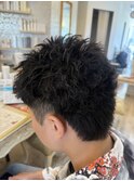 スパイキーショートパーマ