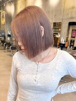 ヒビヲ 天神警固(HIBIO)&nbsp;ショートボブ切りっぱなしボブタッセルボブブリーチダブルカラー
