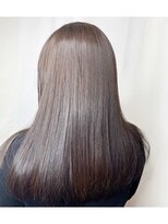 モードケイズ 阪急茨木店(MODE K's)&nbsp;暗髪　サラツヤロング　ナチュラルヘア