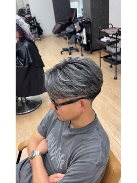 リアン(LIAN) センターパート×バレイヤージュ