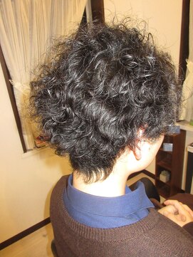 コア フィール ア デイ(COIFFURE A DAY) 《見附・今町》雰囲気のあるパーマヘア
