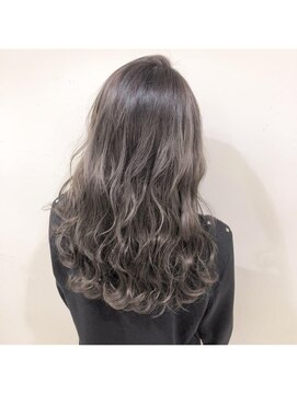 リー 枚方(Lee) 【透明感アッシュグレージュ