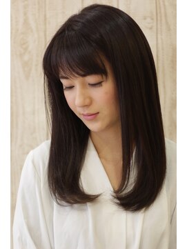 エミヲ 石川町(emiwo) emiwo名畑晃一  潤いツヤ感たっぷりストレート☆