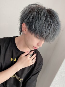 アンダーバーホワイト 天神店(_WHITE) マッシュウルフ