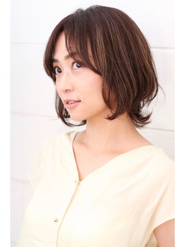 テイクケアオアレナータ(TAKE CARE OR RENATA) RENATA 大人可愛い20代30代40代ウルフ×くびれ前下がりショート