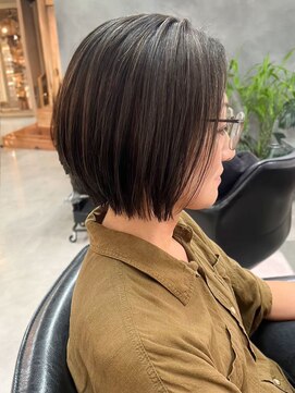 ティダスマイル(tida smile) 白髪ぼかしハイライト*くびレイヤーショート*20代30代40代