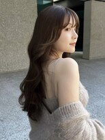 ローネス(LONESS)&nbsp;透明感溢れるブラウンベージュ【表参道/青山】