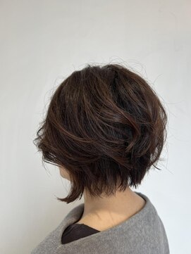 ヘアアンドビューティー クアトロ 戸祭店(QUATRO) パーマ風ショートヘア