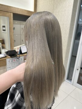 ソエル(Sowel) ［KANON］シルバーベージュ/ブリーチ/ダブルカラー