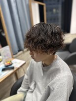 リーオオサカ(Lee Osaka) 波巻きパーマメンズスタイル