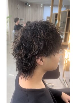 アグ ヘアー ナッツ 秦野店(Agu hair nuts) ウルフ×波巻き