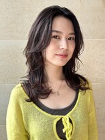 ロングレイヤー 顔まわりカット 春 ナチュラルブラウン 銀座