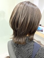 クシュ 本川越店(kusyu...)&nbsp;イメチェンホワイトブロンド外ハネボブ美髪ワイドバング韓国黒髪