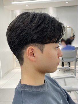 アールプラスヘアサロン(ar+ hair salon) ナチュラルセンターパート