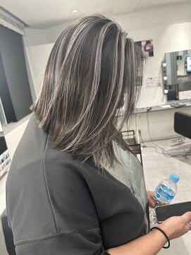 キング 枚方店(K!ng) 縮毛矯正髪質改善ハイライトレイヤーカット枚方美容室エクステ