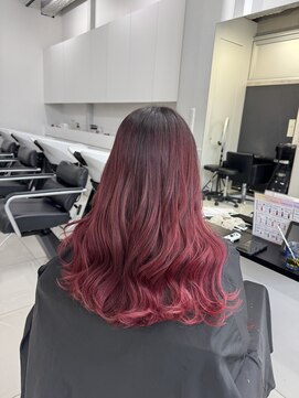 アライブ ハラジュク(ALIVE harajuku) 【ALIVE yu-ki 推しカラーピンクレッドのバレイヤージュ】