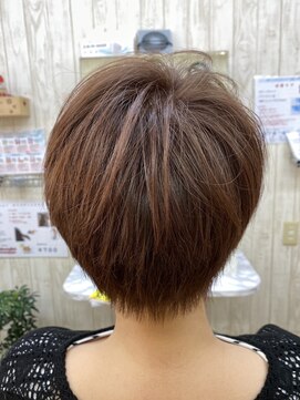 ブレイブシザー(BRAVE SCISSOR) ボルドーカラー×大人ハンサムショート