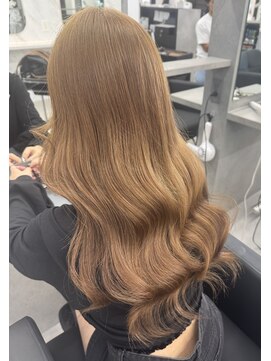 ラピス 新宿(Lapis) 【ベージュカラー/韓国巻き】