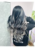 ハイライト×くびれレイヤースタイル