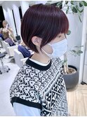 透明感カラーレッドブラウン耳かけマッシュショート