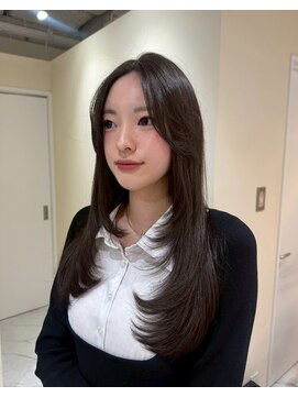 ザ シェノン ウメダ(THE CHAINON UMEDA) イメチェン/ピンクベージュ/アンブレラカラー/前髪/心斎橋