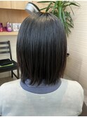 カットはワンレンボブスタイル 