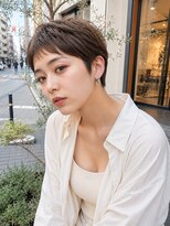 バグズ(Baguz)&nbsp;大人美人ベリーショート小顔マッシュ抜け感スタイル