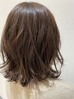 カーイ(Kkaaai powered by Ari gate) 20代30代40代イルミナカラーくびれヘア外ハネ甲斐ジュンヤ