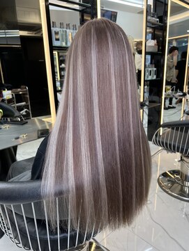 ラピス 渋谷本店(Lapis) 【lapis渋谷 Yu-ki】ミルクティーアッシュ×ホワイトメッシュ