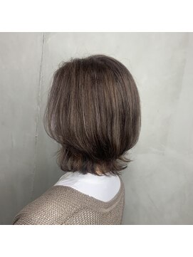 モノ アンド イニ(Mono & inni) 【韓国スタイル】ウルフスタイル