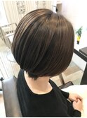ショートボブ