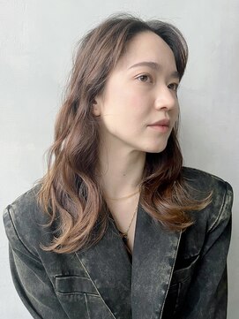 アイティーバイアルバム 藤沢店(IT by ALBUM) ミディアムレイヤー_マチルダボブピンクベージュ_9415