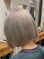 グレージュカラーレイヤーカットダブルカラーケアブリーチ