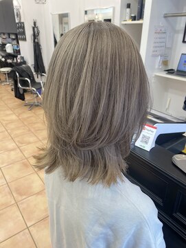 インパークス 町屋店(hair stage INPARKS) ウルフレイヤー・ホワイトベージュ