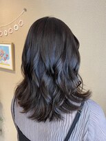 ヘアーボー ラーラ(hairbeau L'ala)&nbsp;ブルーブラック