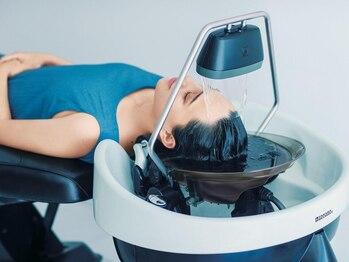 レイルヘア(REIR-HAIR)の写真/【中野栄駅前☆徒歩3分】スパニストが頭皮の汚れをクレンジングし、ハリのある髪に!話題の頭浸浴も導入♪