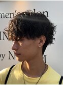 ベリーショートセンターパートダークアッシュニュアンスパーマ