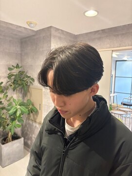 エクシア 博多店(EXCIA) センターパート/曲がる縮毛矯正